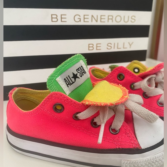 Neon Colors Converse Chucks - Picture 2 of 5